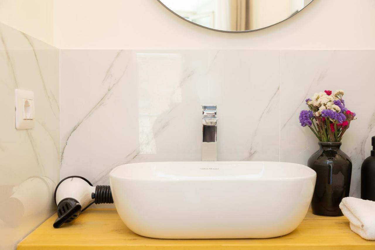 Colosseum Boutique Apartment Roma Ngoại thất bức ảnh