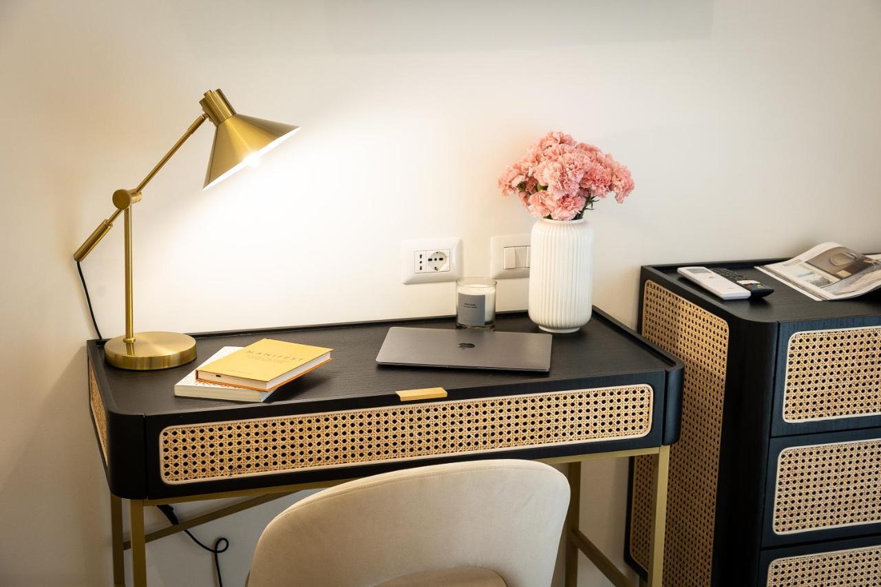 Colosseum Boutique Apartment Roma Ngoại thất bức ảnh