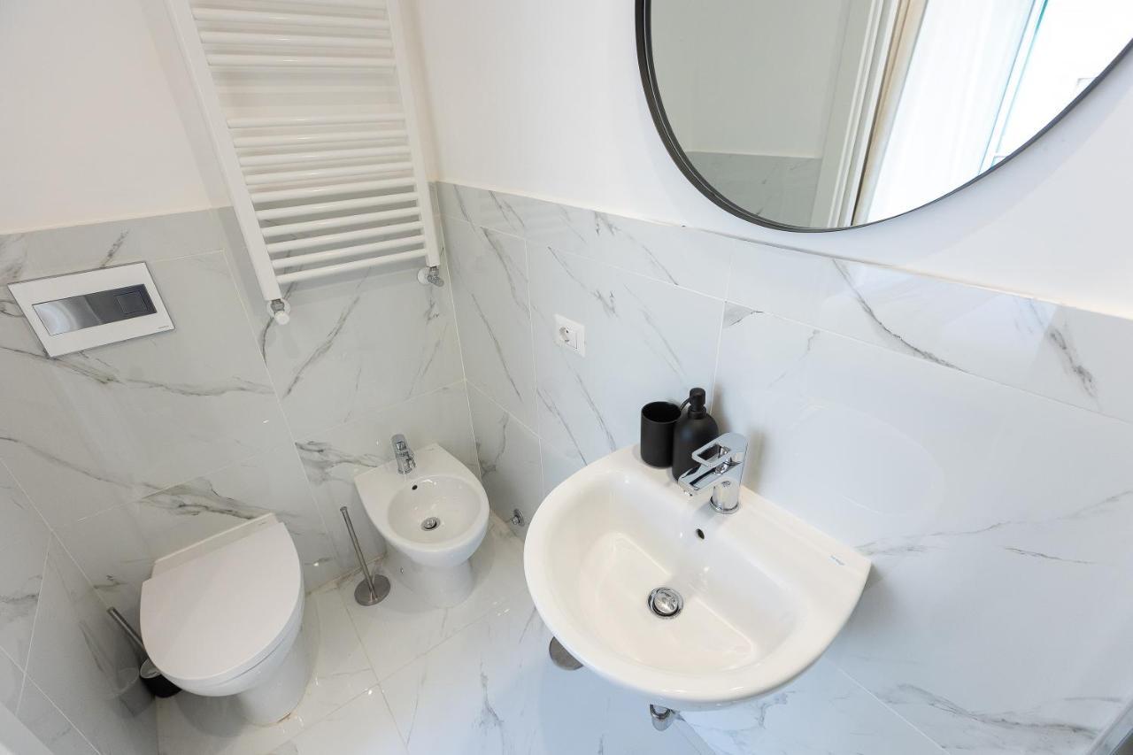 Colosseum Boutique Apartment Roma Ngoại thất bức ảnh